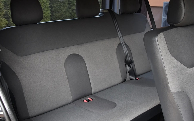 Renault Trafic cena 48400 przebieg: 184000, rok produkcji 2011 z Suwałki małe 781